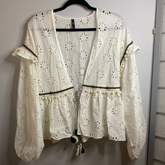 Zara White Eyelet Kimono shrug Top - Boho or Hippie style - small - Picture 12 of 12